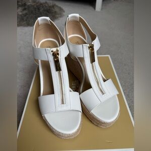 Michael Kors White and Gold Wedge Sandals